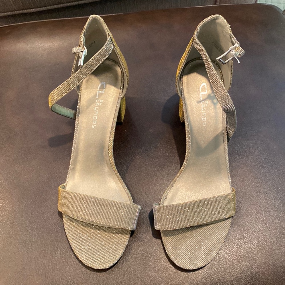CL by Laundry size 9 1/2 sandals